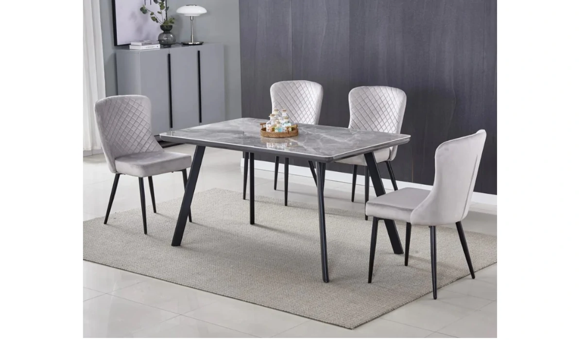 The 'Derry' 1.4m Dining Table - Image 2