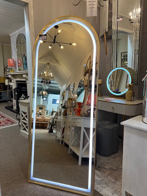 Modena LED Cheval Arch Mirror Gold - Image 3