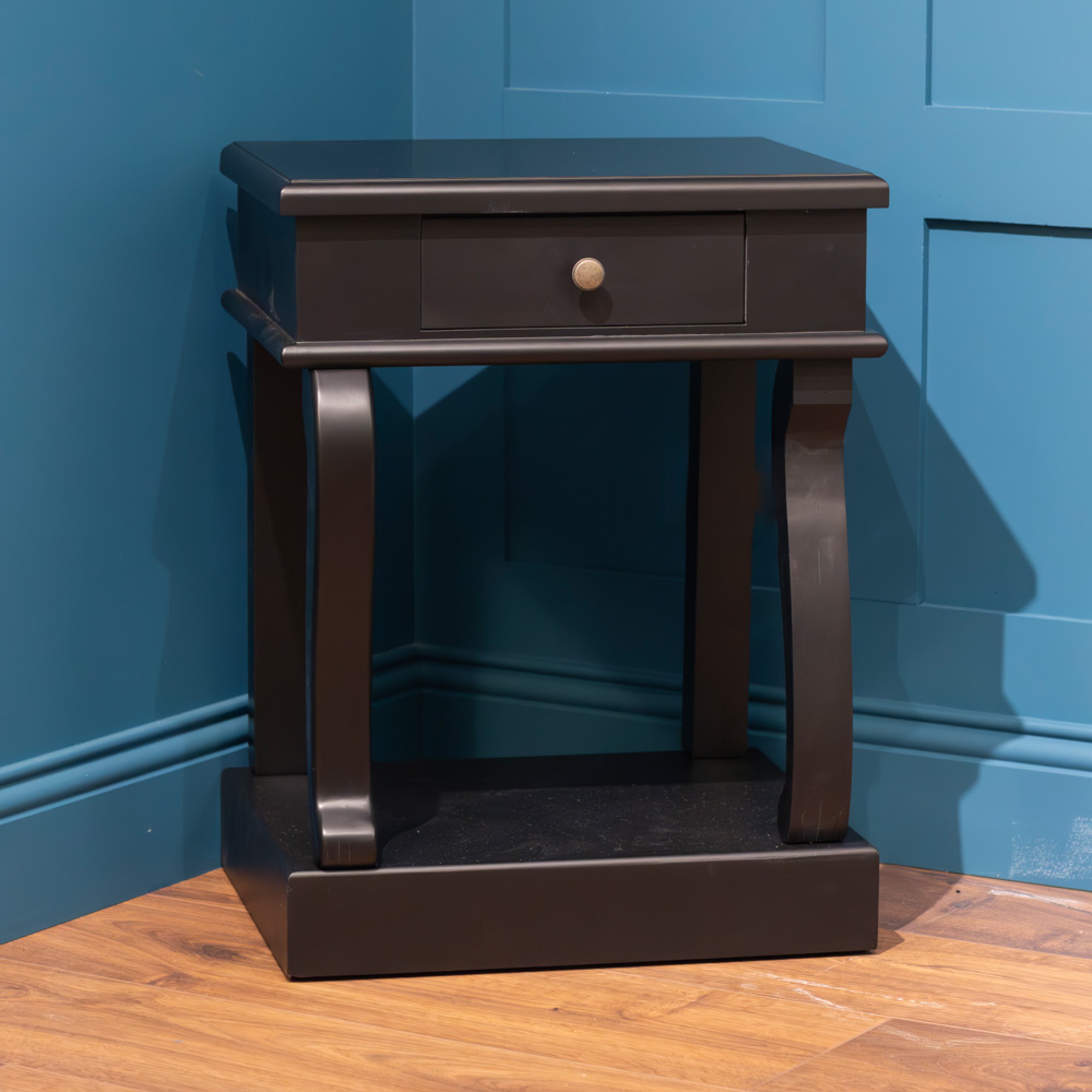 Scroll End Table - 1Drw - Black
