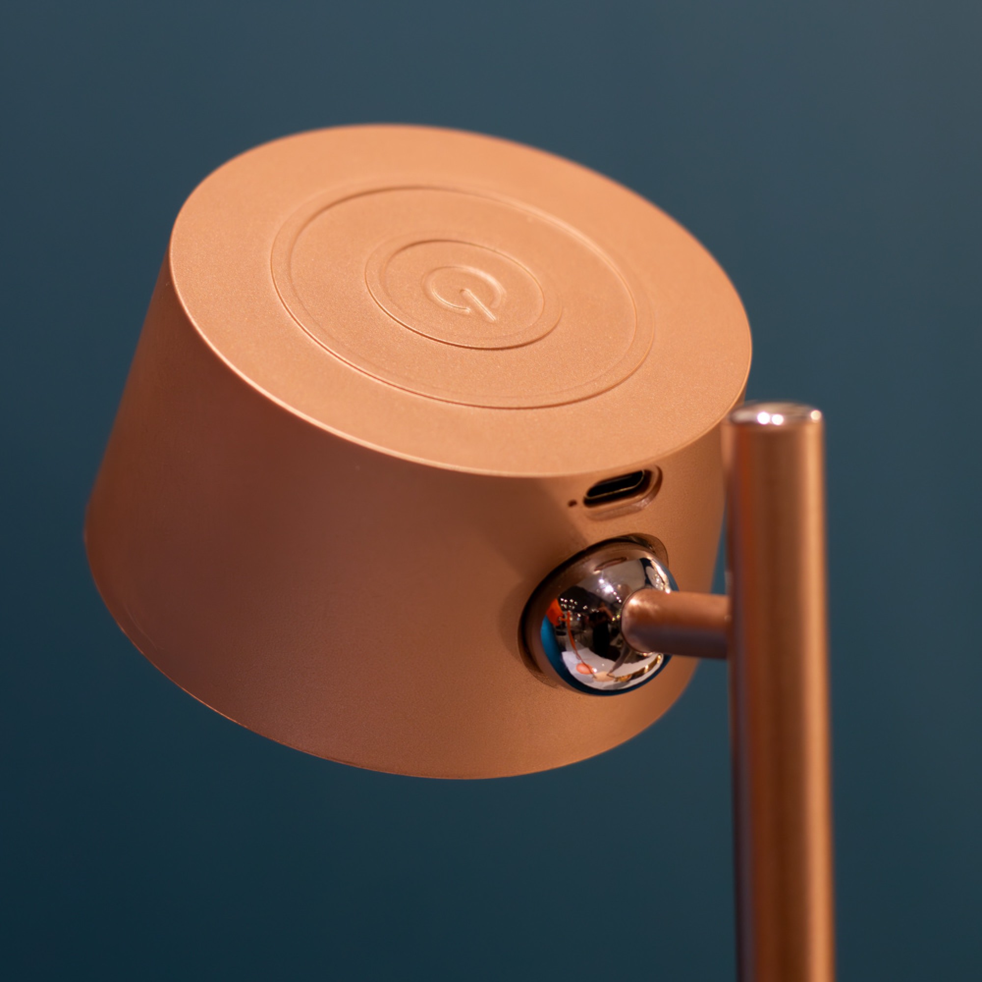 Cosmo USB Lamp – Bold. Modern. Functional- Champagne Gold-TL7052 - Image 5