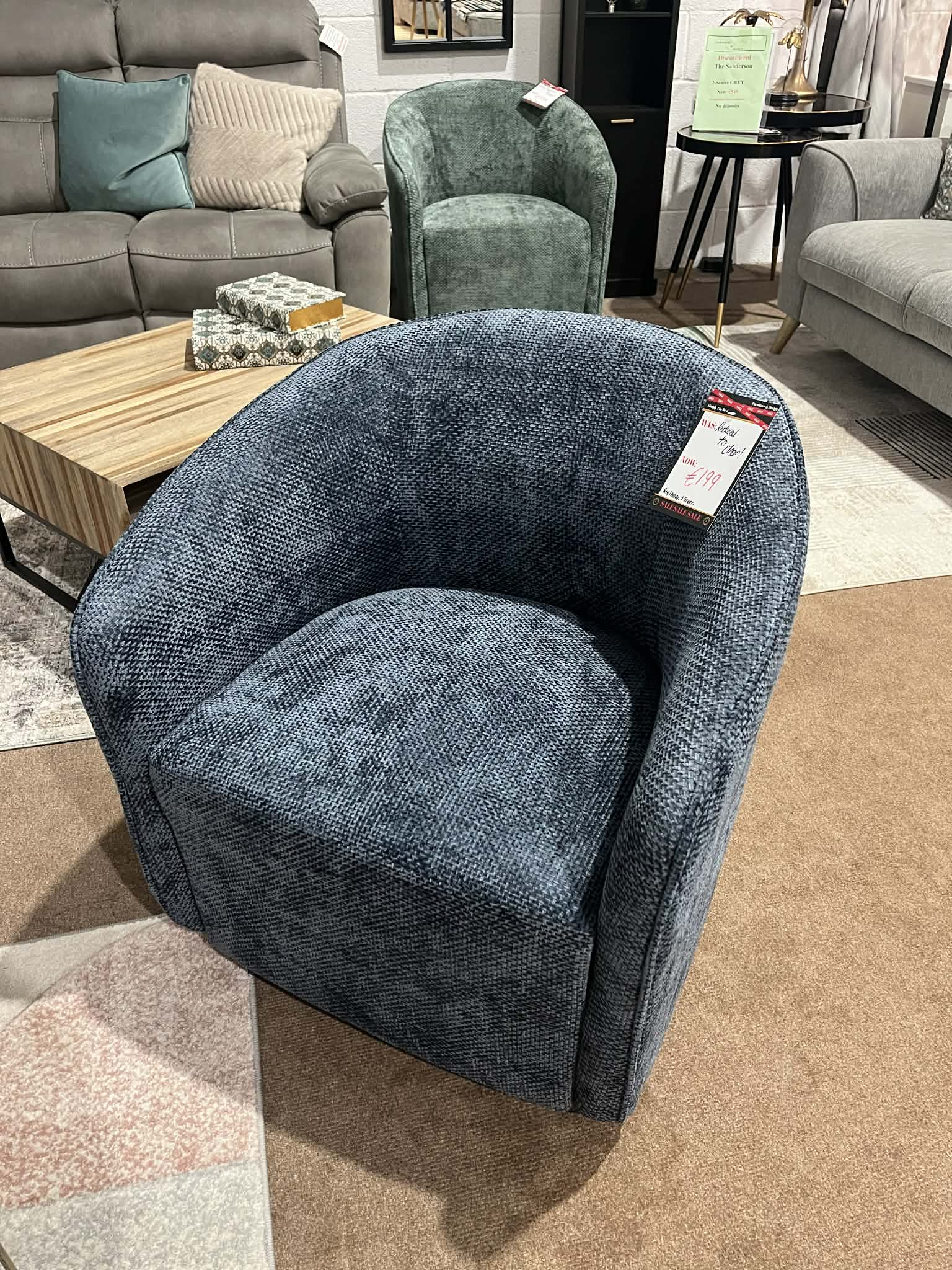 The Grange Collection Swivel Chair - Navy ZW82
